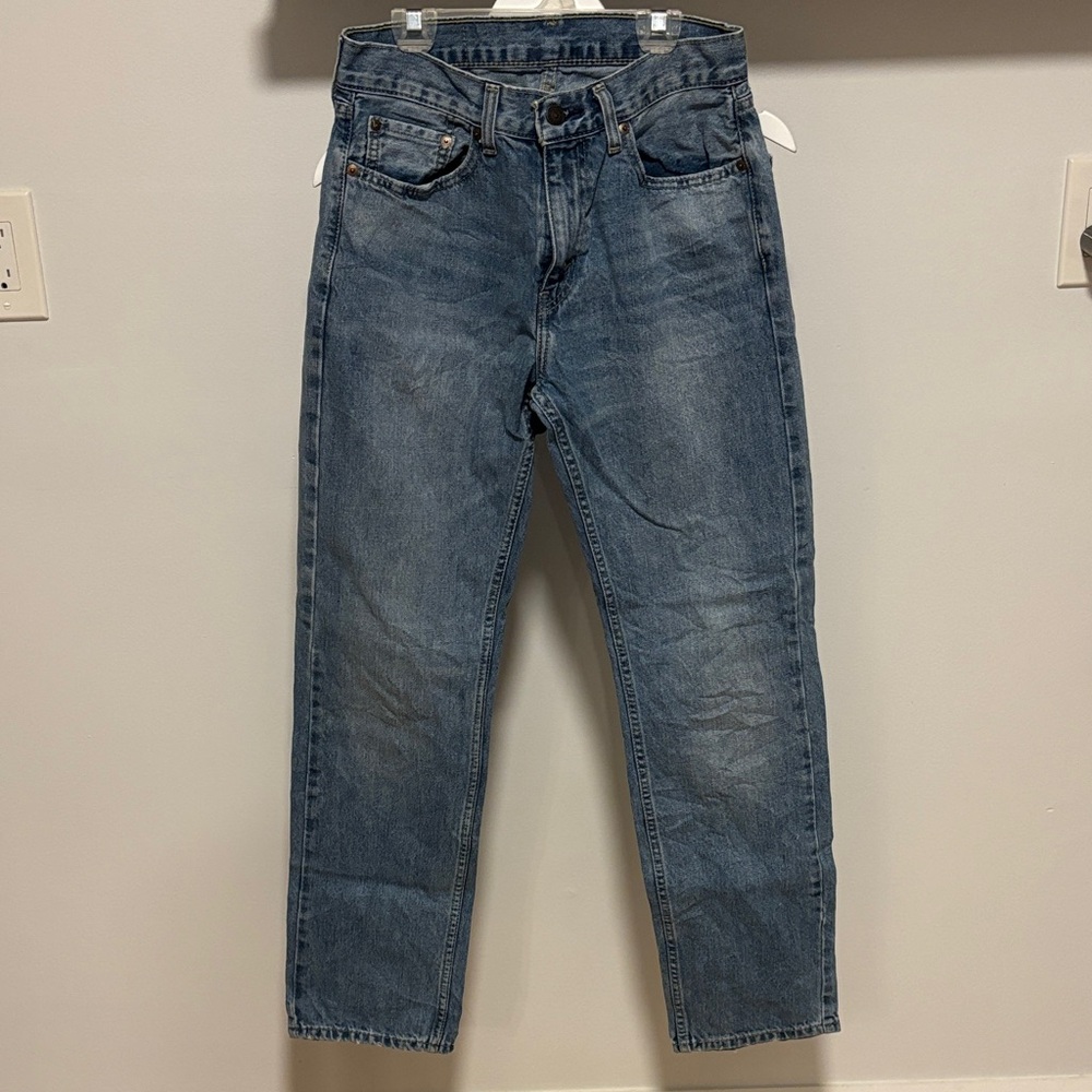 Mens Levi's Regular Straight jeans.